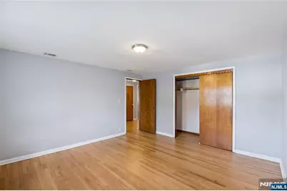 17 Kossuth Street, Wallington, NJ 07057 - Photo 21
