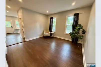 686 Lafayette Avenue, Hawthorne, NJ 07506 - Photo 7