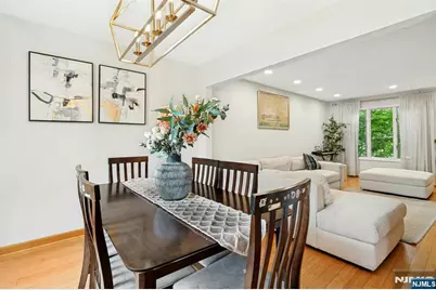 27 Sherwood Court 14 #14, River Edge, NJ 07661 - Photo 9