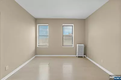 9017 Bergenwood Avenue 2 #2, North Bergen, NJ 07047 - Photo 5