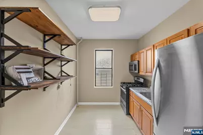 9017 Bergenwood Avenue 2 #2, North Bergen, NJ 07047 - Photo 7