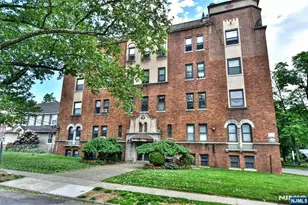 303 Hamilton Pl A4, Hackensack, NJ 07601 - Photo 17