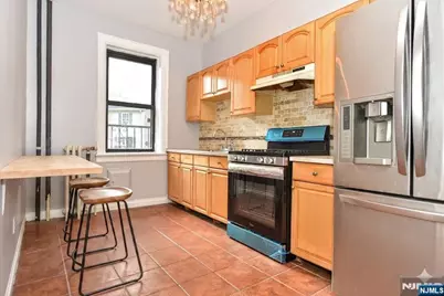 303 Hamilton Place A4 #A4, Hackensack, NJ 07601 - Photo 13