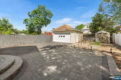 201 Prospect Street, Englewood, NJ 07631 - Photo 25
