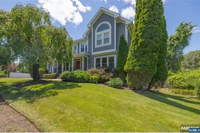 11 Gates Place, Wayne, NJ 07470 - Photo 5