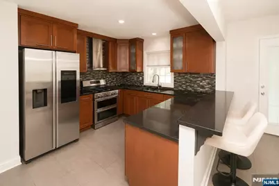 141 Coeyman Avenue, Nutley, NJ 07110 - Photo 25