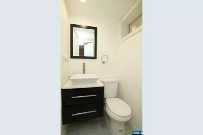 141 Coeyman Avenue, Nutley, NJ 07110 - Photo 37