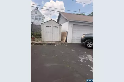 95 Crawford Street 1 #1, East Orange, NJ 07018 - Photo 5