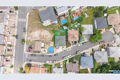 2 Carlen Court, Fairview, NJ 07022 - Photo 37