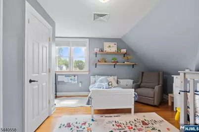129 Claremont Avenue 2 #2, Montclair, NJ 07042 - Photo 25