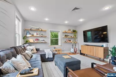 129 Claremont Avenue 2 #2, Montclair, NJ 07042 - Photo 7