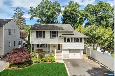 799 Millbrook Road, River Edge, NJ 07661 - Photo 33