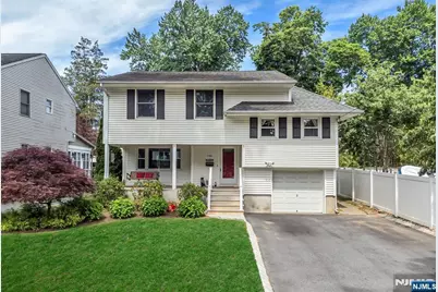 799 Millbrook Road, River Edge, NJ 07661 - Photo 43