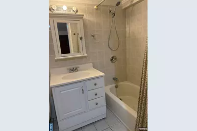 35 Knickerbocker Road, Closter, NJ 07624 - Photo 9