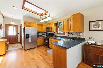 225 Lafayette Avenue, Westwood, NJ 07675 - Photo 5