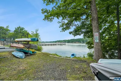 72 Lake Drive, Wayne, NJ 07470 - Photo 33
