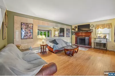 72 Lake Drive, Wayne, NJ 07470 - Photo 5