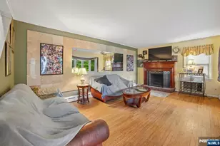 72 Lake Dr, Wayne, NJ 07470 - Photo 5
