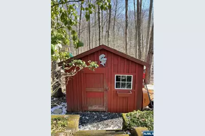 60 Eileen Drive, Mahwah, NJ 07430 - Photo 23