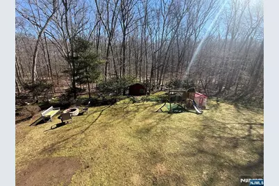 60 Eileen Drive, Mahwah, NJ 07430 - Photo 25