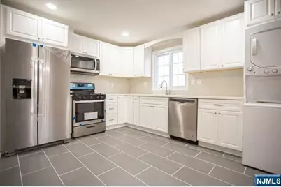 473 Lincoln Street B #B, Palisades Park, NJ 07650 - Photo 3