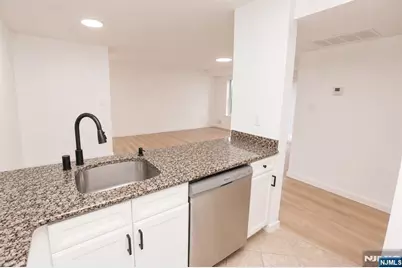 771 Summer Avenue 1A #1A, Newark, NJ 07104 - Photo 9