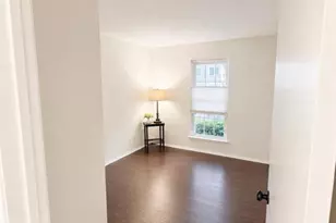 1063 Ash Dr, Mahwah, NJ 07430 - Photo 11