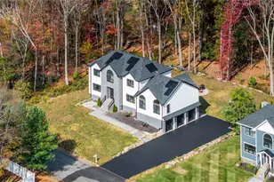 45 Heritage Dr, West Milford, NJ 07480 - Photo 3