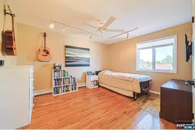 330 E Ruby Avenue, Palisades Park, NJ 07650 - Photo 25