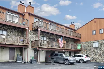 3 Brookside Heights 3I #3i, Wanaque, NJ 07465 - Photo 3