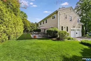 111 Magnolia Ave, Cresskill, NJ 07626 - Photo 41