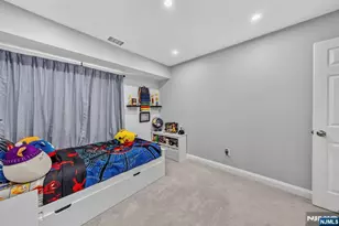 513 Windsor Dr, Palisades Park, NJ 07650 - Photo 21