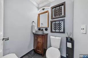 513 Windsor Dr, Palisades Park, NJ 07650 - Photo 37