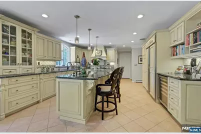 63 Pleasant Avenue, Saddle River, NJ 07458 - Photo 15