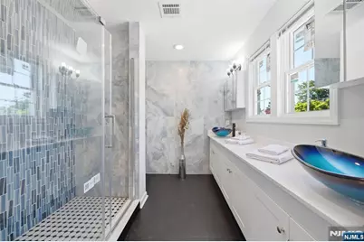 77 Chestnut Street, Lodi, NJ 07644 - Photo 23