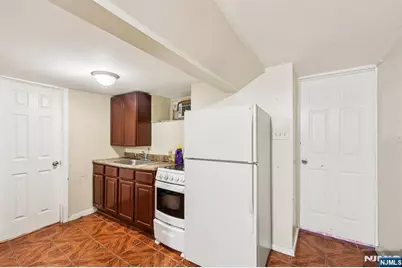 108 E Main Street, Paterson, NJ 07522 - Photo 17