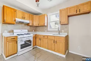 108 E Main St, Paterson, NJ 07522 - Photo 15