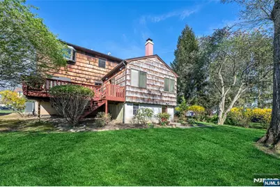 10 Woodmere Road, Caldwell, NJ 07006 - Photo 35