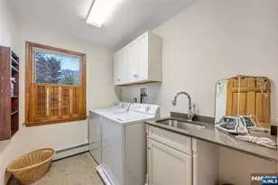 10 Woodmere Rd, Caldwell, NJ 07006 - Photo 25
