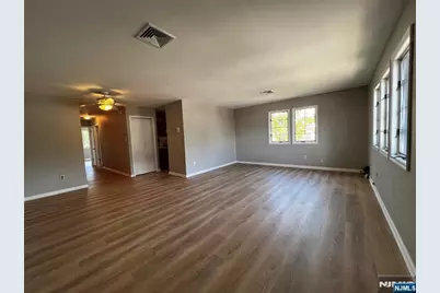 301 Bloomfield Avenue 3 #3, Nutley, NJ 07110 - Photo 5