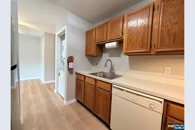 301 Bloomfield Avenue 3 #3, Nutley, NJ 07110 - Photo 7