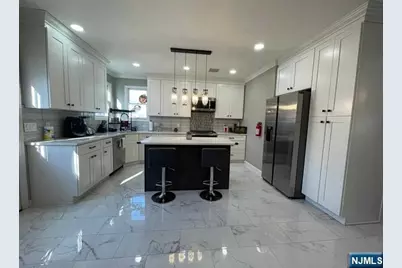 343 Kaplan Avenue, Hackensack, NJ 07601 - Photo 5