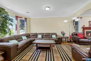 627 Concord St, New Milford, NJ 07646 - Photo 5
