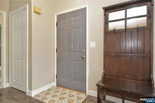 3 Davos Dr 6, Vernon, NJ 07462 - Photo 9