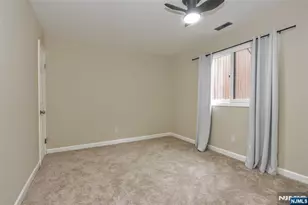 3 Davos Dr 6, Vernon, NJ 07462 - Photo 5