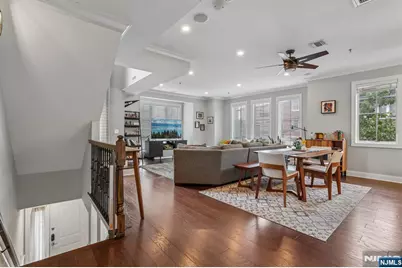 200 Laird Avenue 201 #201, Cliffside Park, NJ 07010 - Photo 21