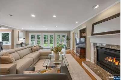 4 Burma Road, Wyckoff Township, NJ 07481 - Photo 13