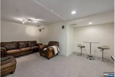 4 Burma Road, Wyckoff Township, NJ 07481 - Photo 33