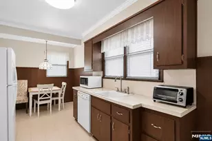 438-440 Joralemon St, Belleville, NJ 07109 - Photo 7