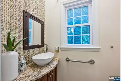 27 Cobblestone Lane, Ramsey, NJ 07446 - Photo 19